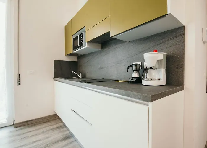 Al 13 - Lakeside Leisure & Business Apartamento