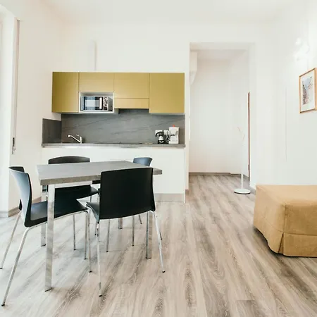 Apartament Al 13 - Lakeside Leisure & Business