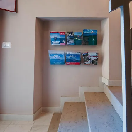 Al 13 - Lakeside Leisure & Business * Stresa